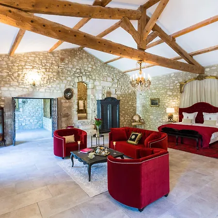 De La Chapelle 4* Sainte Anastasie (Gard)